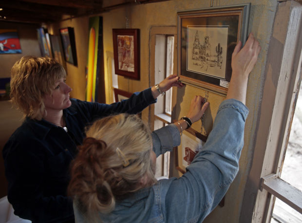 2 artists' works bring out colors